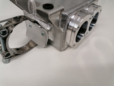 Aluminium Sprit-Catchtank für zwei 52mm Bosch Pumpen
