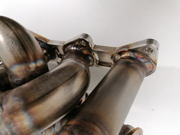 16V Turbo Twin-Scroll-Krümmer mit T4 Flansch