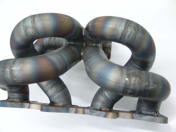 16V Turbokrümmer mit T3 Flansch und WG-Anschluss