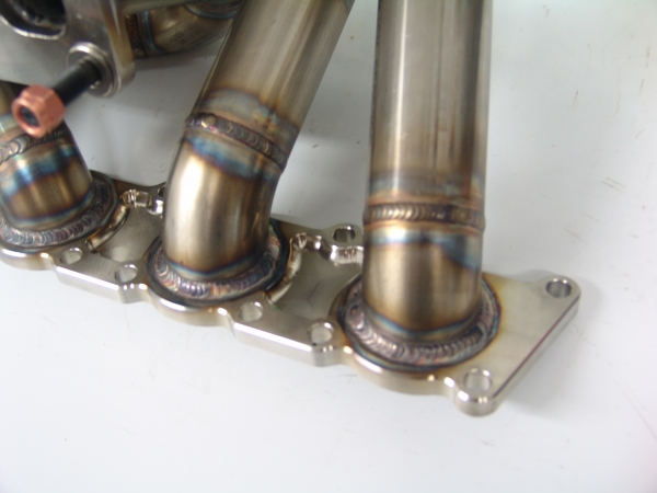 1.8T Turbokrümmer mit T4 Twin Scroll Flansch