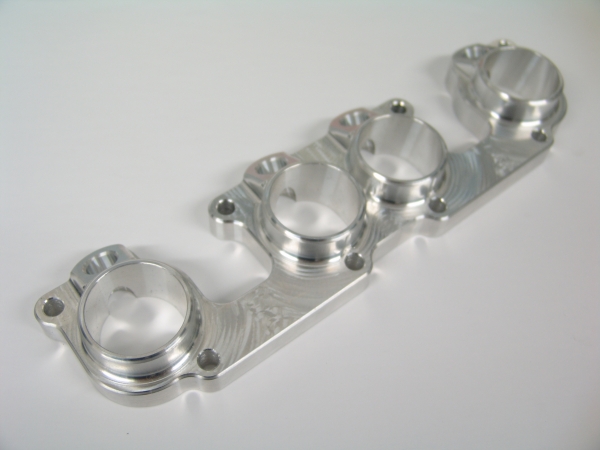 8V Querstrom-Zylinderkopfflansch aus Aluminium CNC gefräst