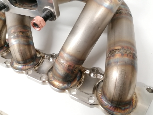 1.8t Turbokrümmer mit T3 Flansch und WG-Anschluss