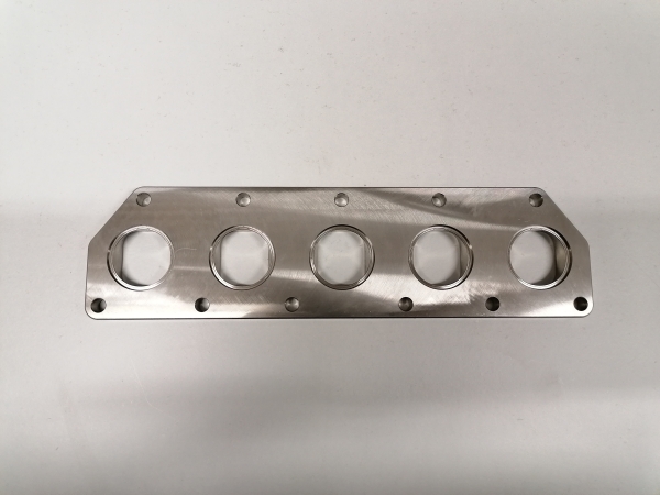 VR5 V5 2.3L Krümmer Flansch CNC gefräst