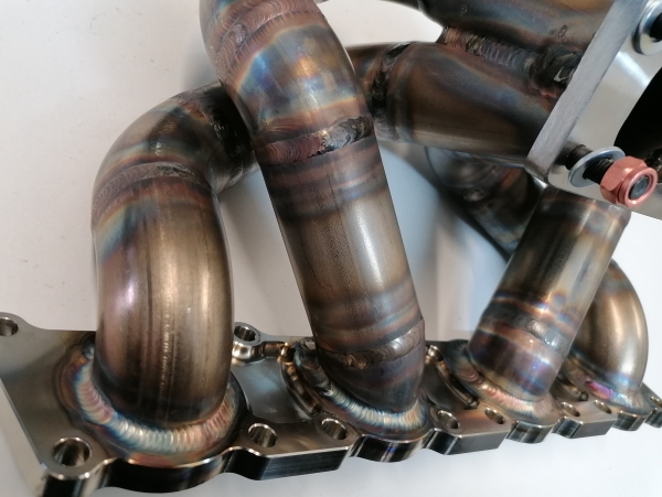 1.8T Turbokrümmer mit T25 Flansch