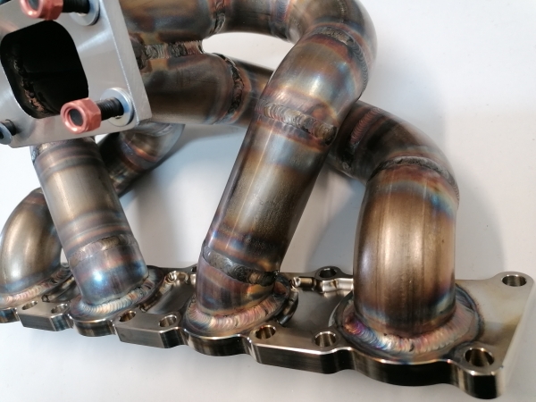 1.8T Turbokrümmer mit T25 Flansch
