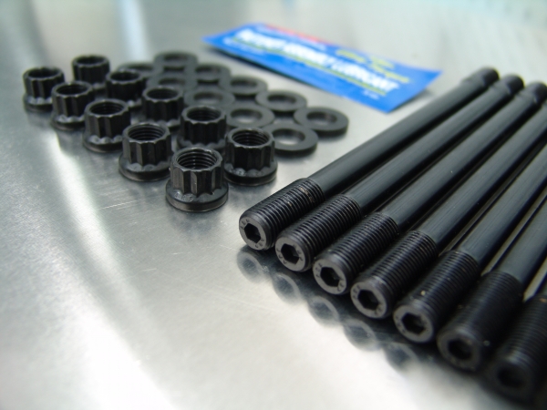 16V ARP Zylinderkopfstehbolzen für 1Z Motorblock