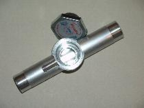 Kühlwasserrohr mit integrirtem Einfüllstützen