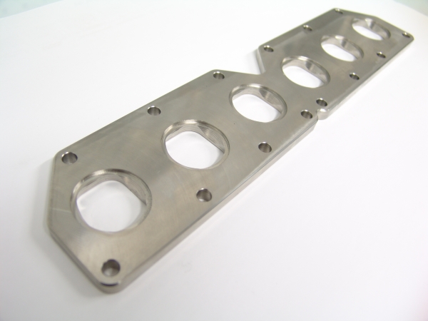 R32 Krümmerflansch CNC gefräst