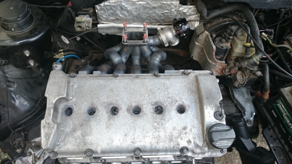R32 Krümmer mit T4 Flansch und Wastegateanschluss
